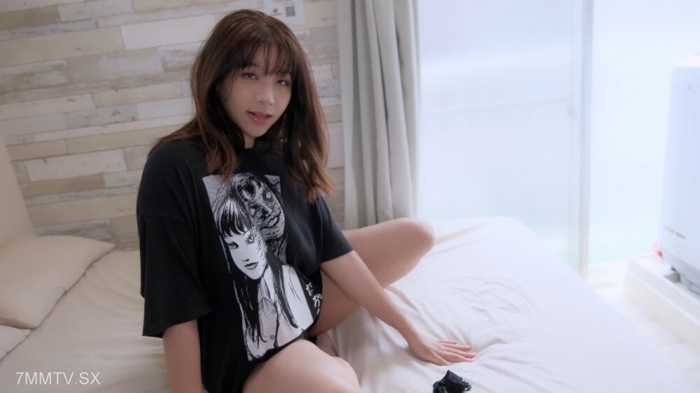 FC2-PPV-4728867: Secret Meeting Tricks & Hidden Desires in the Capital